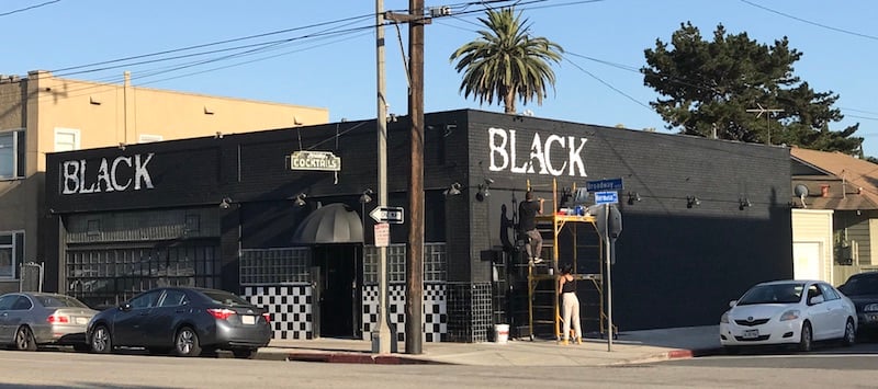 Black Long Beach Bar